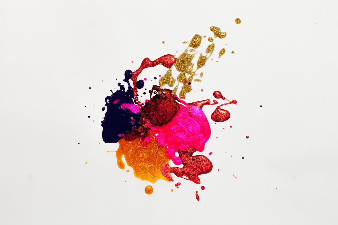 Mélange de peinture pour obtenir du marron